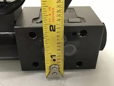 USED YUKEN DSG-01-2B2-D24-70358