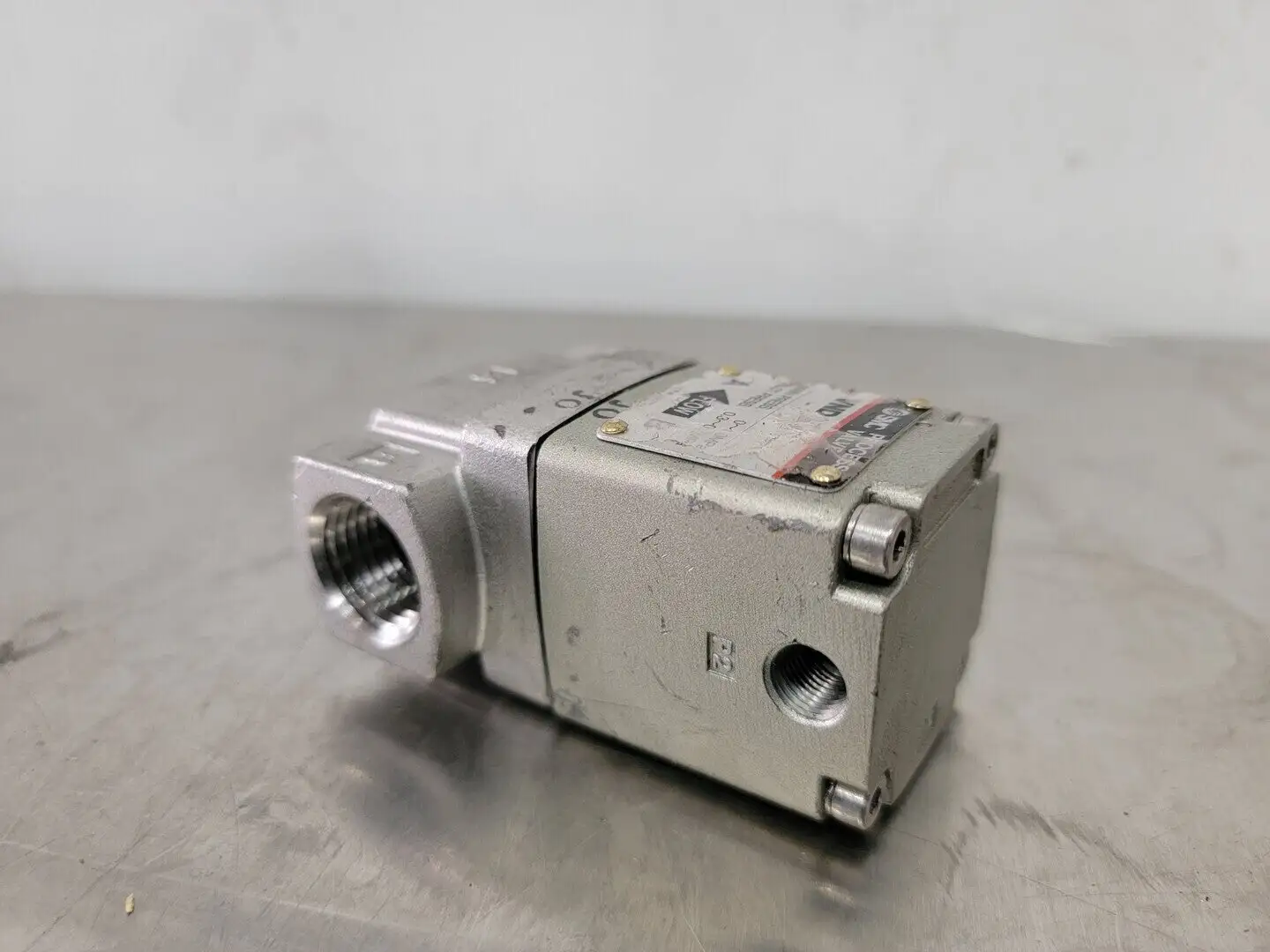 USED SMC VND200DS-15A