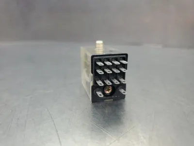 SQUARE D RS4M1P14V20 Ser C Relay, 120V, 50/60HZ. 4D-29
