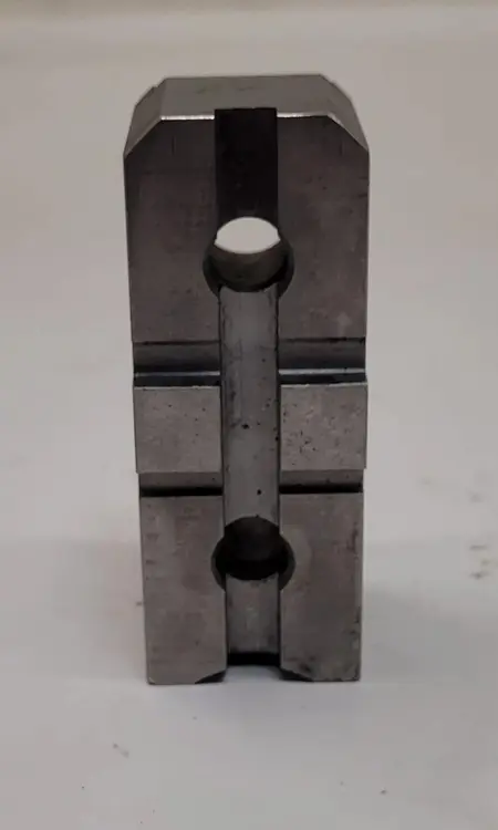 Used UNSPECIFIED CHUCK JAWS – 3 PIECE SET Jaws Kentucky US | Aucto #1308105