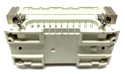 USED SMC DIGITAL OUTPUT MODULE 8-POINT PNP 4 X M12 24VDC
