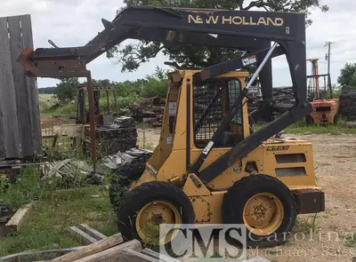 USED NEW HOLLAND SKID STEER L553