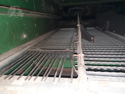 USED 2004 JOHN DEERE 9660 STS