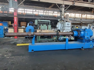 Flender 6" Plastic Extruder