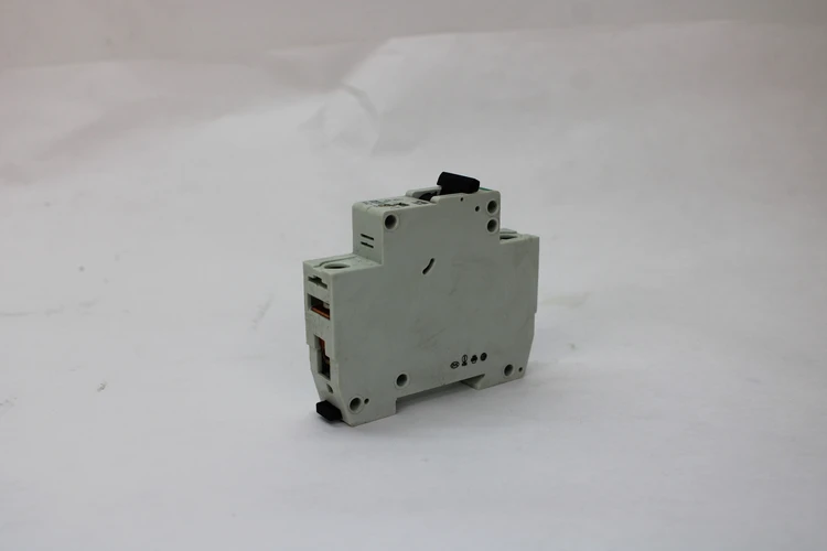 Used KLOCKNER MOELLER FAZ-C2 Circuit Breakers Kentucky US | Industrial Parts R Us Inc. #355581