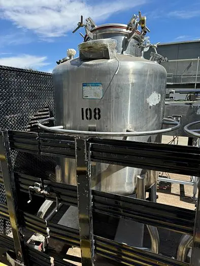 Used MUELLER 100 F Steel Tanks California US | Machinery & Equipment 2 #139560