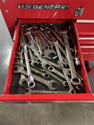 US General Rolling Tool Chest with Contents
