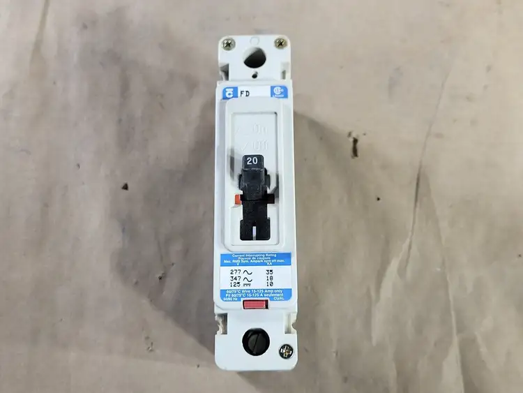 New | in-Stock CUTLER-HAMMER FD1020 Switchgears British Columbia CA | Lenmark #239162