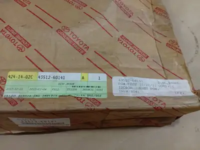 NEW TOYOTA 43512-60141