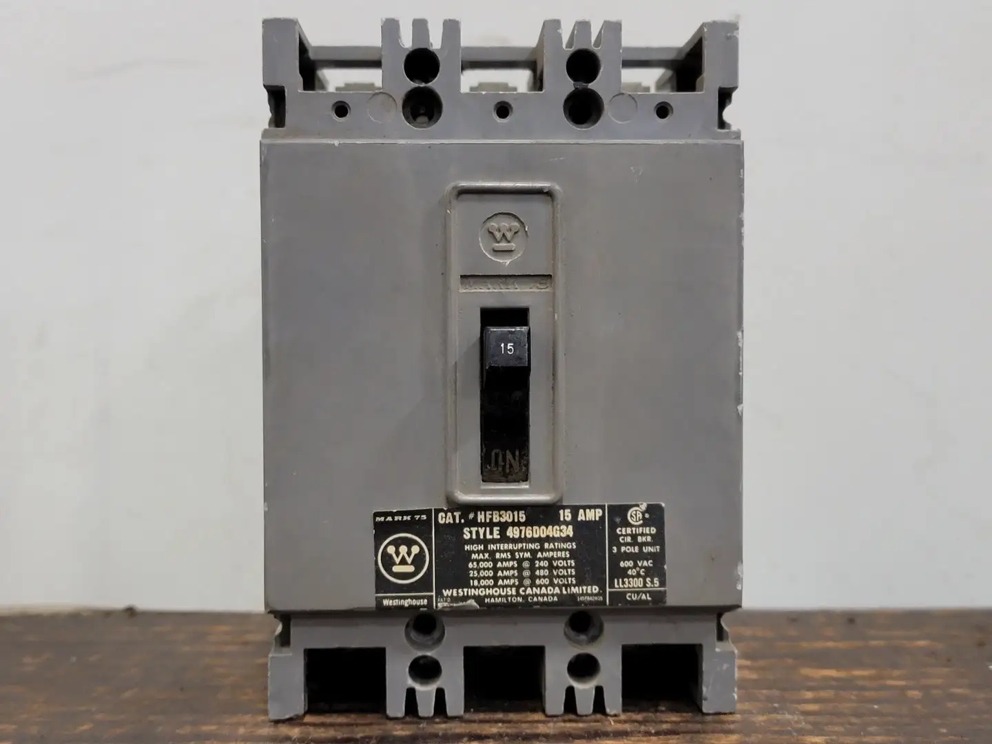 Used WESTINGHOUSE HFB3015 Switchgears British Columbia CA | Lenmark #242344