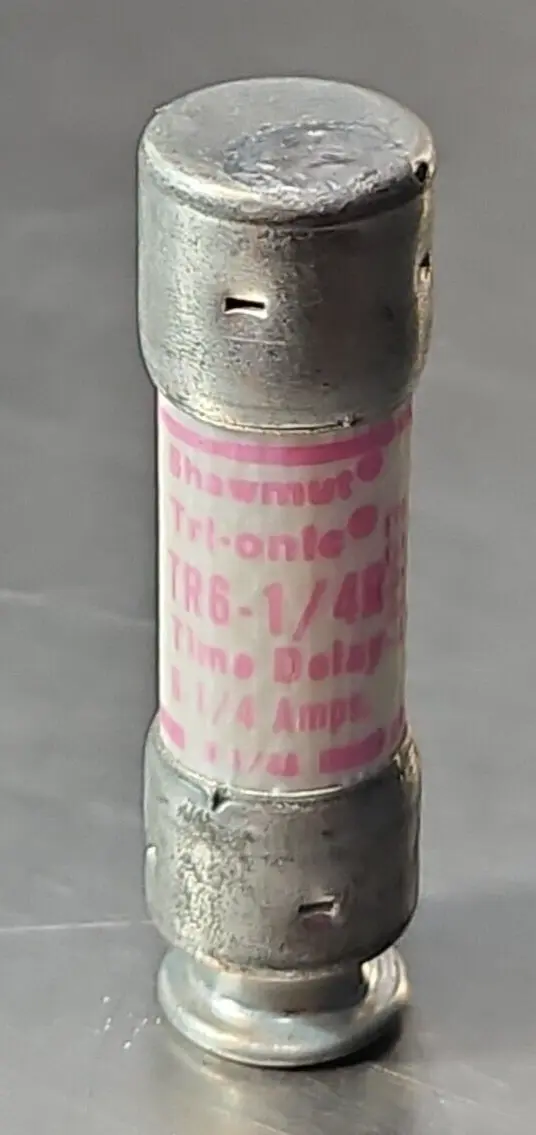 Gould Shawmut TR6 1/4R Tri-onic Electrical Fuses 6 1/4 A. Loc4E-23