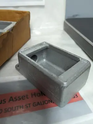 New | in-Stock CROUSE-HINDS FS2 Miscellaneous Equipment (Electrical & Power) Ohio US | Surplus Asset Holdings #1363942