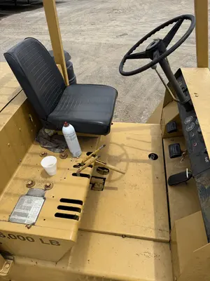 Used 1998 CLARK C500-Y160 DGM Internal Combustion Forklifts: Pneumatic Tire Kentucky US | Proxy Equipment #1385155