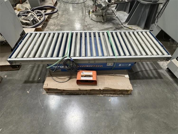 Used 2017 OPTIMUS LIFT 3K (L3K02848) Scissor Lifters California US | MachineryMax #1462135