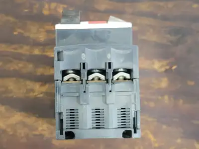USED SCHNEIDER ELECTRIC GV2ME16