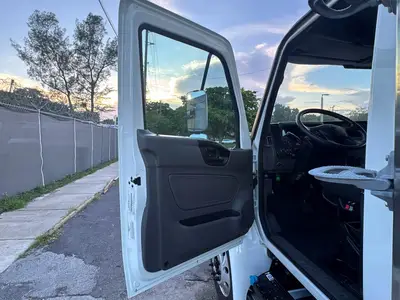 Used 2019 INTERNATIONAL MV607 Reefer Trucks Florida US | Truck and Van Outlet #1509135