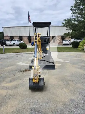 USED 2022 SHANTUI SE17