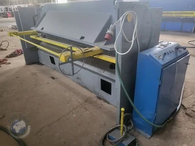 Used 1975 PIESOK NTE 3150/6,3 A Power Squaring Shears (Gauge) SK | F.M.T. Group s.r.o. #1253250