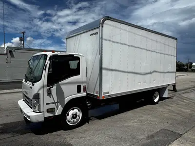 Used 2023 ISUZU NPR HD Box trucks Florida US | Truck and Van Outlet #1509136