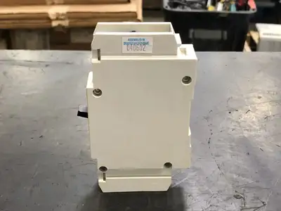 NEW CUTLER-HAMMER GI1025
