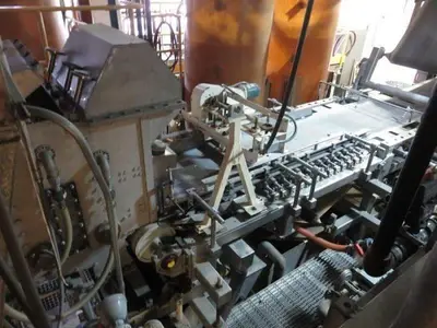 USED PAPER MACHINE LABORATORY