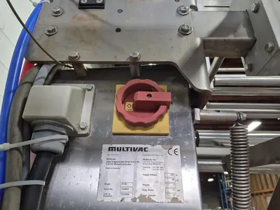 USED MULTIVAC R140