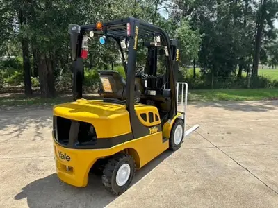 USED 2016 YALE GDP050VX