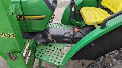 USED 1996 JOHN DEERE 5200