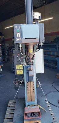USED 1990 LINDE CM250