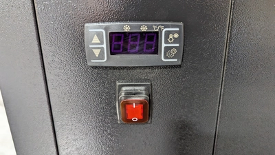 171-0292 60" Open Air Self Contained Self Service Cooler