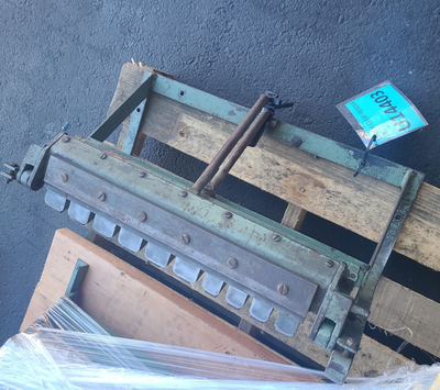 U14403 18″ Smiths cleat bender