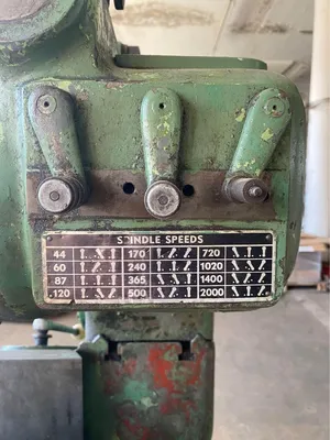 Used Abene Horizontal/Vertical Manual Mill Vertical & Horizontal Mills Quebec CA | Machineco #1256408