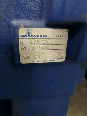 MOTOVARIO 0052804 5.3/6.1HP Gearmotor 1440/1740RPM 68.6:1 230/400V 460V 3PH