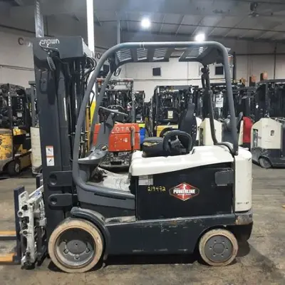 USED 2019 CROWN FC5245-50