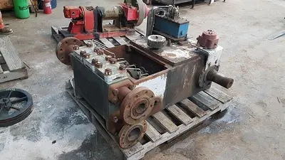 USED OILWELL A-334 (NATIONAL 125T-4M) TRIPLEX INJECTION/DISPOSAL PUMP