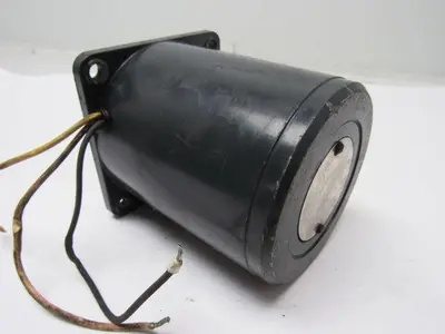 Oriental Motor 5RK40GN-CE Reversible Electric Motor 220/230/240V 50Hz