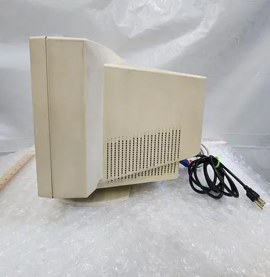 DELL COMPUTER COLOR GRAPHIC DISPLAY ULTRASCAN 1000HS SERIES D1025TM