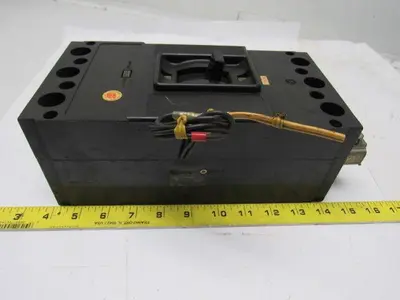 Mitsubishi Electric NF225-G 225 Amp 3 Pole Circuit Breaker W/Auxiliary Switch