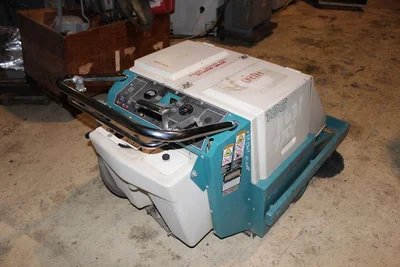 USED TENNANT 186