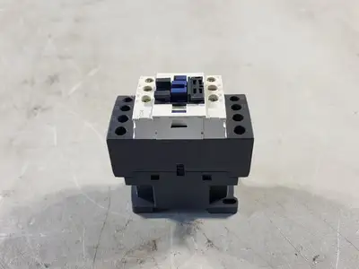 NEW R&M MATERIALS HANDLING 52296550