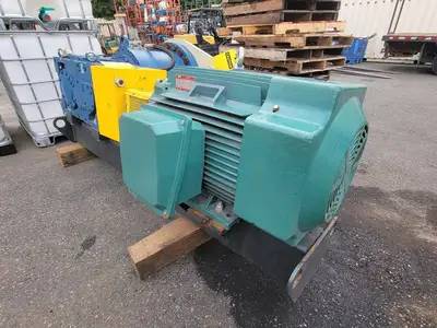 Ratio 329.82:1 Gear Reducer PHF082-MC3RLSF06 w/ 125hp Motor MUV449-BB-F2