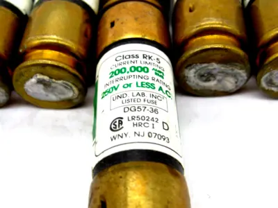 NEW LOT OF 6 CEFCO CRN-R60 FUSES CRNR60