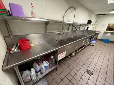 Used _UNKNOWN_ _UNKNOWN_ Sinks Georgia US | Auction Management Corporation #1548616