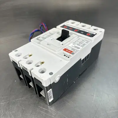 Eaton USD HKD330WC0512 Molded HKD 3P 300A 600V 50/60Hz 3Ph (BIN-1.3.5)