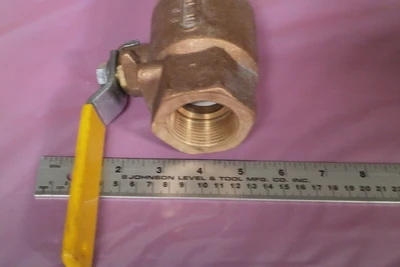 CONBRACO APOLLO CII 1 1/4 600 WOG BRASS