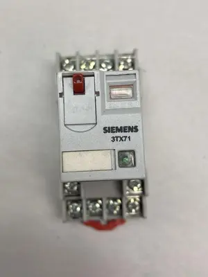 New | in-Stock SIEMENS 3TX7144-1E5 Miscellaneous Equipment (Electrical & Power) | Surplus Asset Holdings #1194245