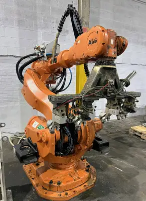 ABB IRB6600 ROBOT