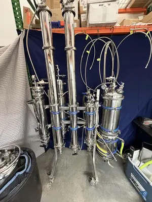 Dual Rack Turnkey Hydrocarbon Extraction System
