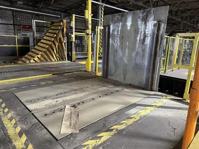 UPENDER 5,300 POUND CAPACITY