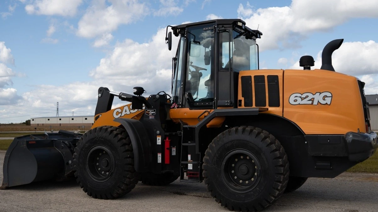USED 2024 Case 621G